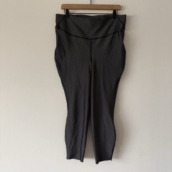 Lululemon Base Pace High Rise Tight Leggings 24" Gray Black Ribbed Sz 14 Pocket - Picture 2 of 14